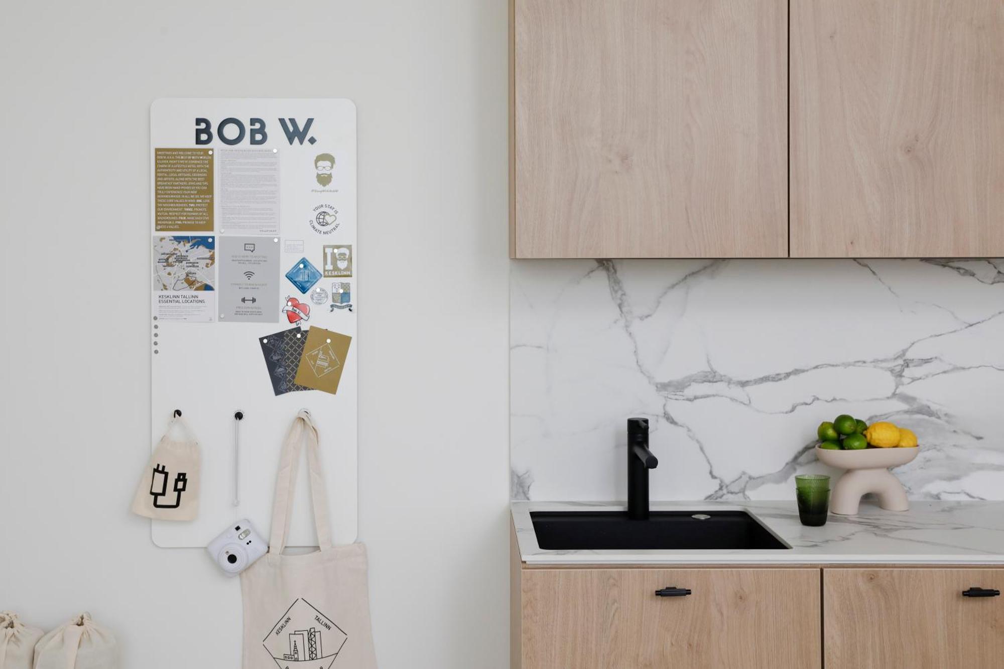 Bob W Kesklinn Tallin Exterior foto